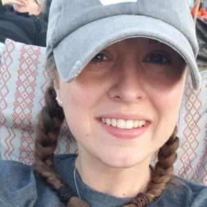 Meet your Posher, Alyssa